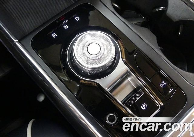 Kia Canival 2025 — photo 9