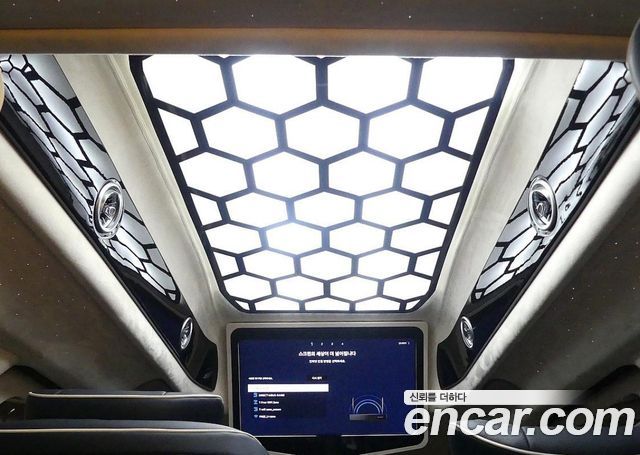 Kia Canival 2025 — photo 15