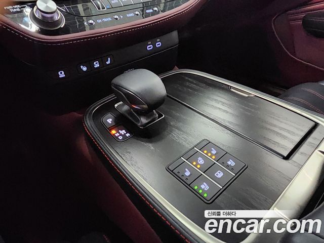 Lexus LS 2025 — photo 9