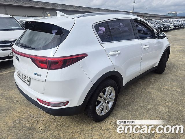 Kia Sportage 2016 — photo 2