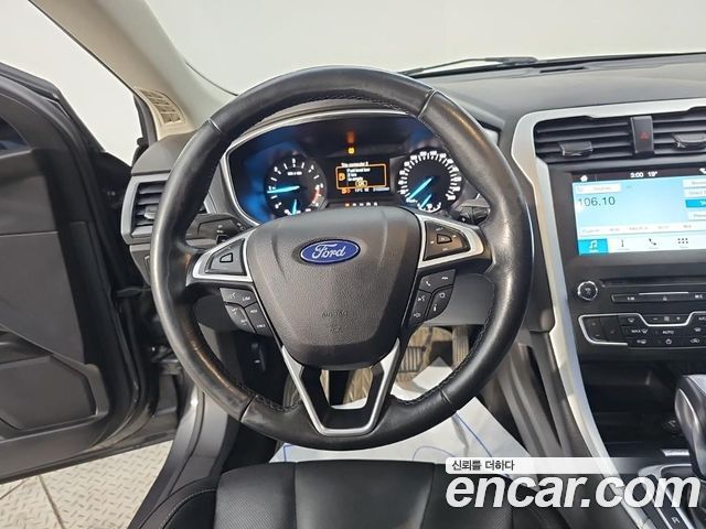 Ford Mondeo 2016 — photo 9