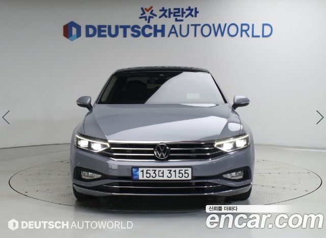 Volkswagen Passat 2022 — photo 3