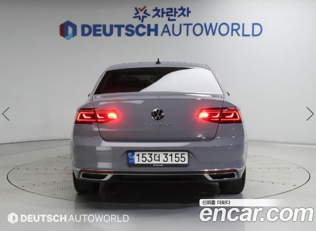 Volkswagen Passat 2022 — photo 4