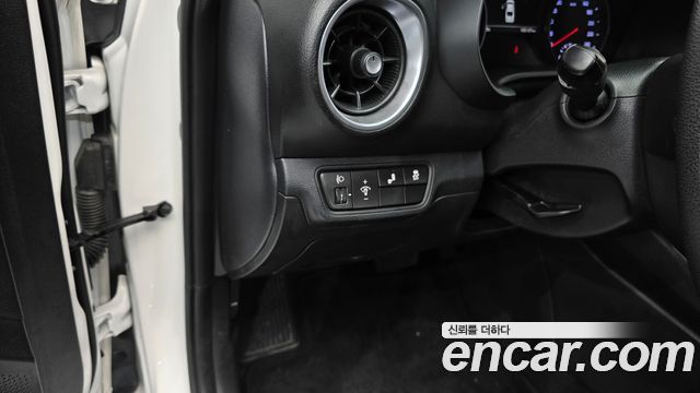 Kia K3 2023 — photo 16