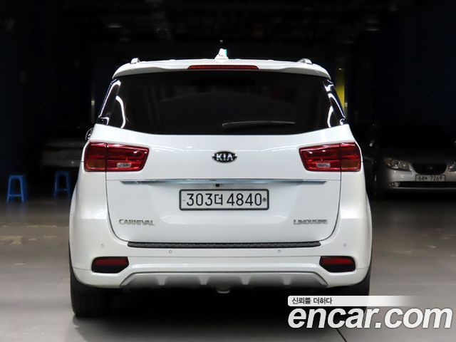 Kia Canival 2020 — photo 3