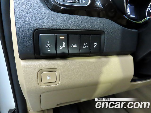 Kia Canival 2020 — photo 13