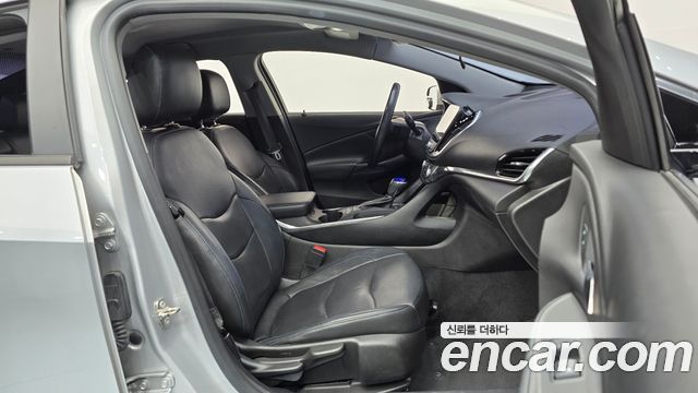 Chevrolet Korea VOLT 2018 — photo 11