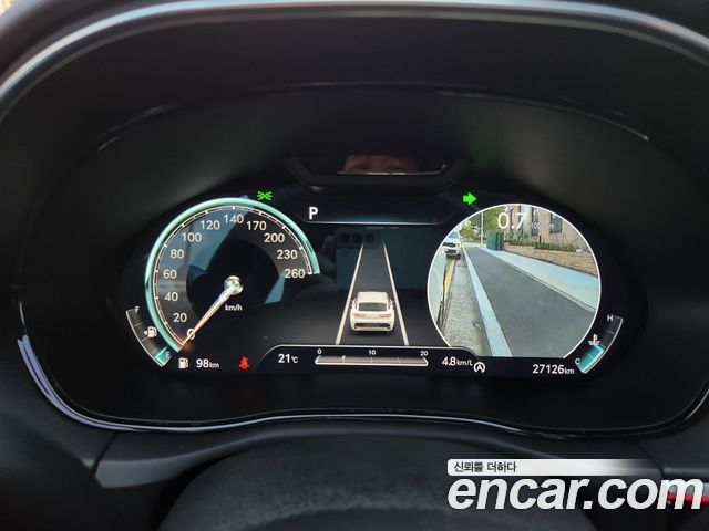 Genesis GV70 2023 — photo 9