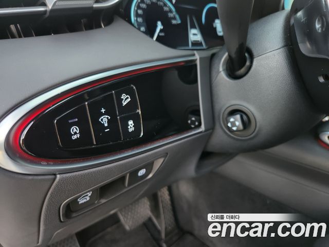 Genesis GV70 2023 — photo 12