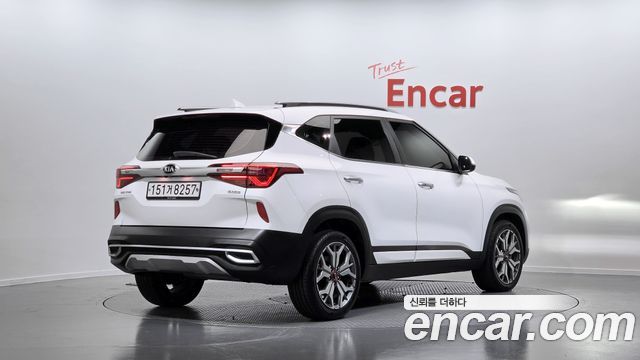 Kia Seltos 2020 — photo 2