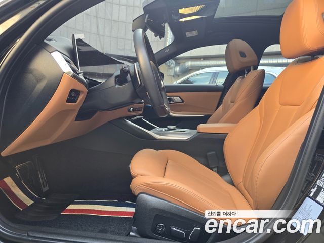 BMW 3-Series 2025 — photo 11