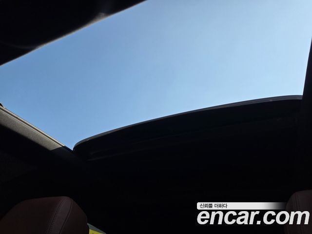 Audi e-tron 2020 — photo 16