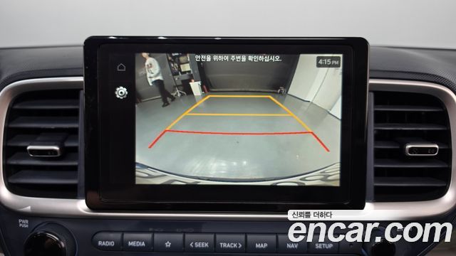 Hyundai Venue 2023 — photo 20