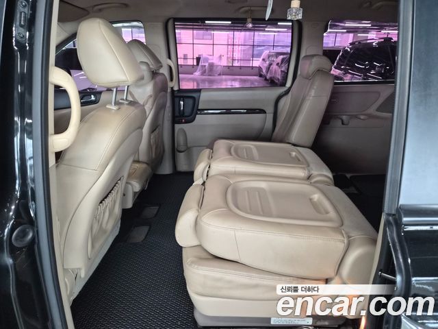 Kia Canival 2014 — photo 8