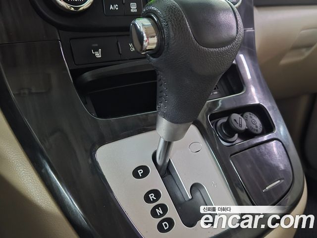 Kia Canival 2014 — photo 17