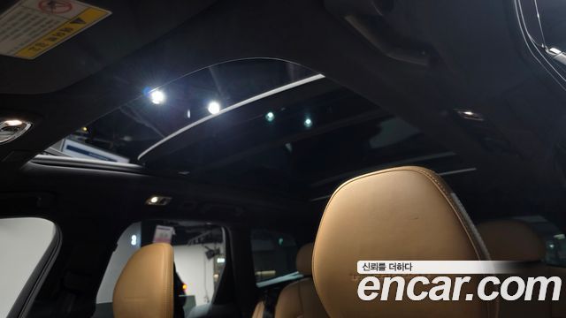 Volvo XC60 2018 — photo 23