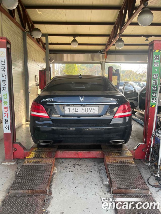 Hyundai Equus 2013 — photo 2