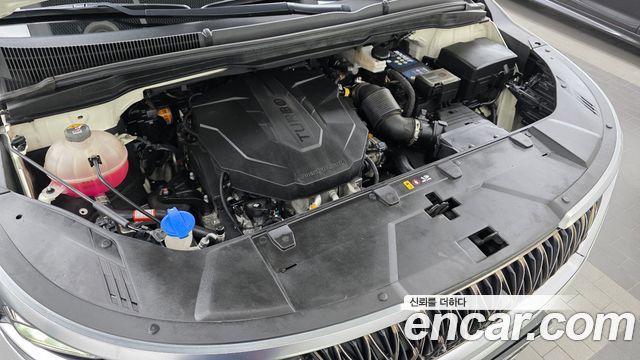 Kia Canival 2021 — photo 6