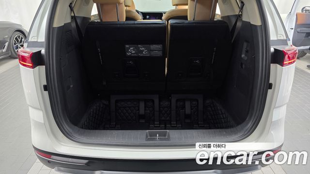Kia Canival 2021 — photo 26