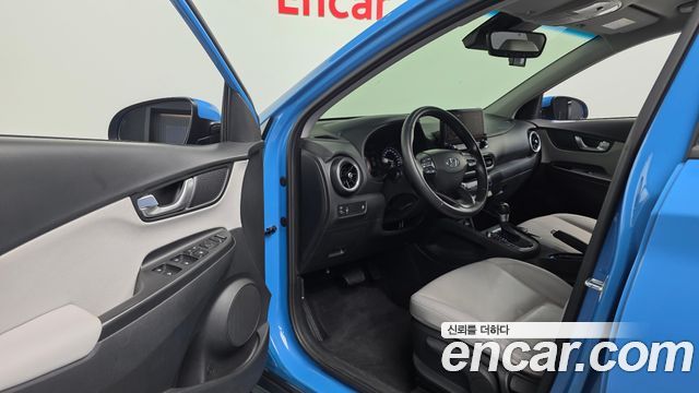 Hyundai Kona 2021 — photo 13