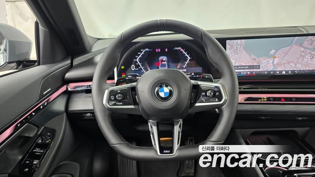 BMW 5-Series 2027 — photo 18