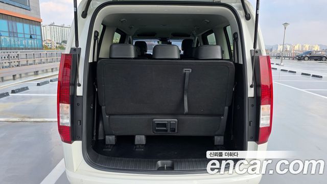 Hyundai Staria 2022 — photo 14