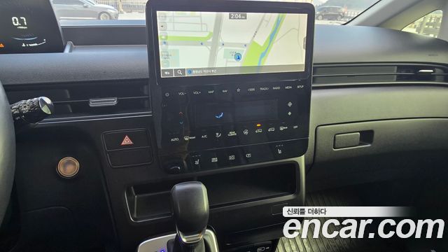 Hyundai Staria 2022 — photo 17