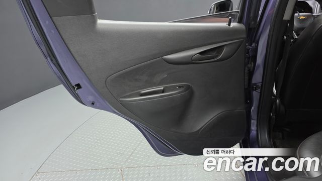Chevrolet Korea Spark 2017 — photo 15