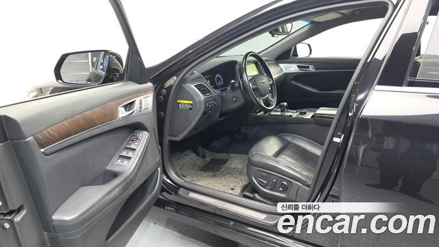 Genesis G80 2018 — photo 10