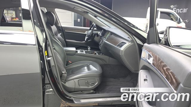 Genesis G80 2018 — photo 11