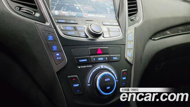 Hyundai Santafe 2015 — photo 11