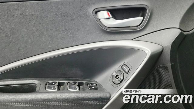 Hyundai Santafe 2015 — photo 18