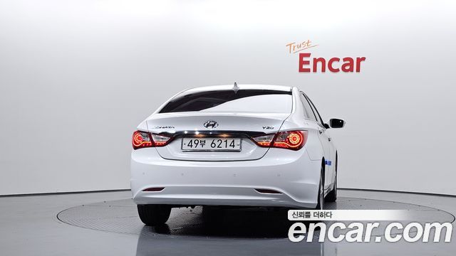 Hyundai Sonata 2010 — photo 4