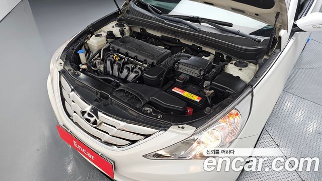 Hyundai Sonata 2010 — photo 6