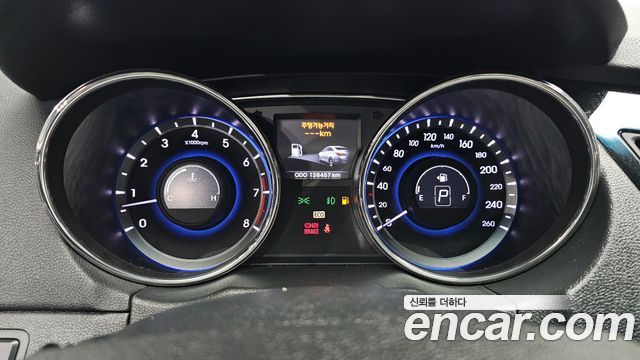 Hyundai Sonata 2010 — photo 8