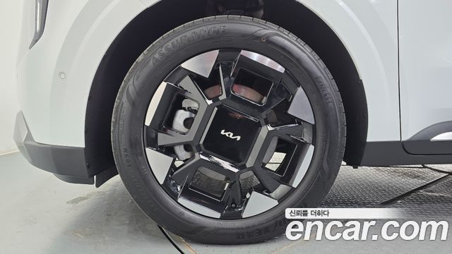 Kia Canival 2024 — photo 5