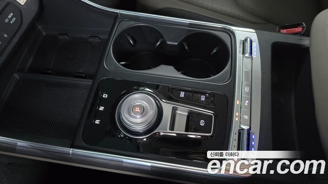 Kia Canival 2024 — photo 12