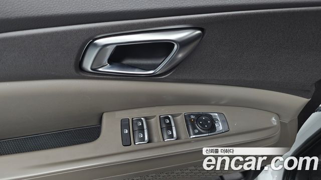 Kia Canival 2024 — photo 25