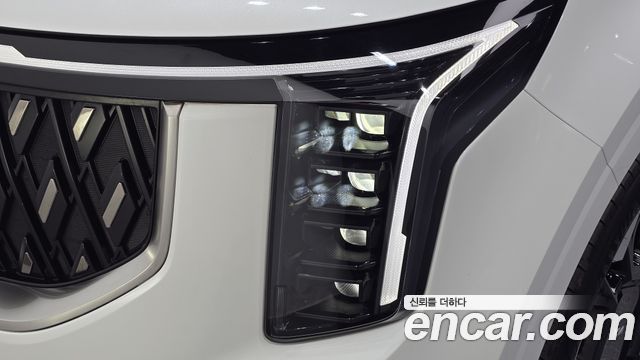 Kia Canival 2024 — photo 8