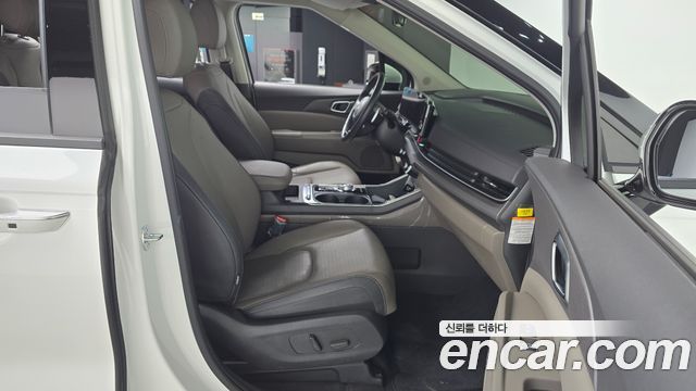 Kia Canival 2024 — photo 16