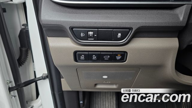 Kia Canival 2024 — photo 28
