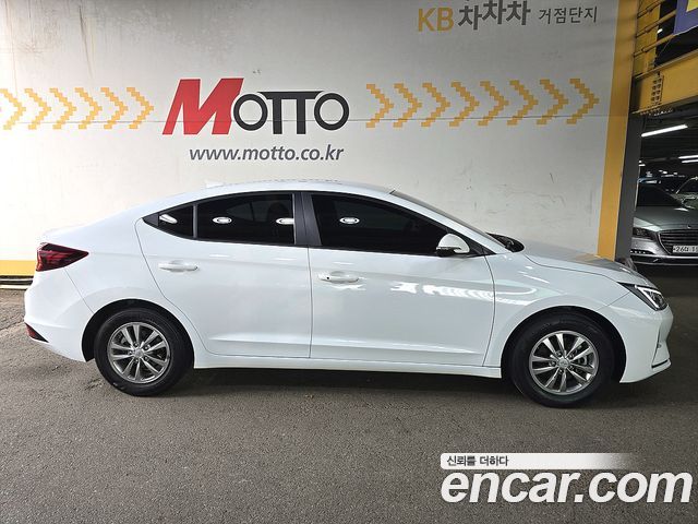 Hyundai AVANTE 2020 — photo 4
