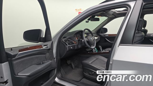 BMW X5 2013 — photo 10
