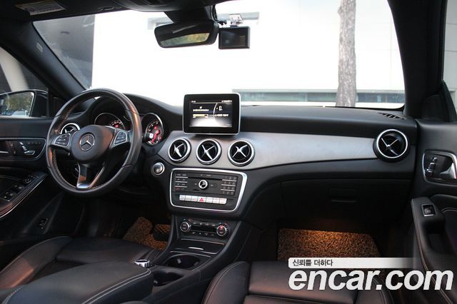 Mercedes-Benz CLA-Class 2017 — photo 7