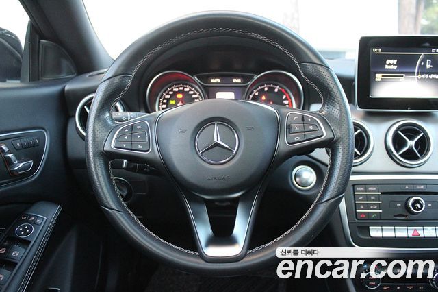 Mercedes-Benz CLA-Class 2017 — photo 8