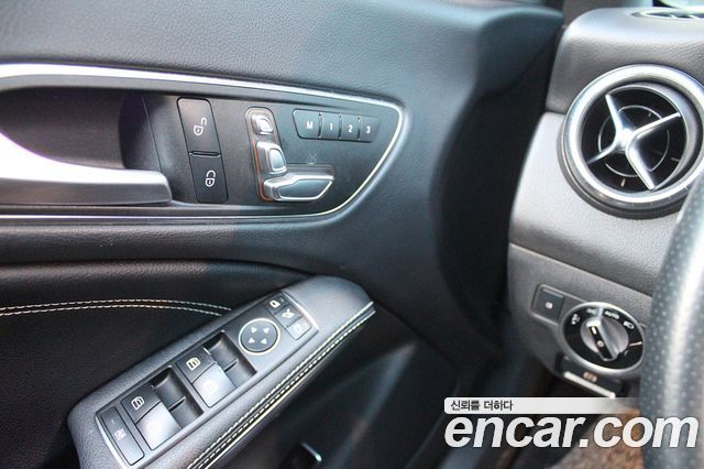Mercedes-Benz CLA-Class 2017 — photo 9