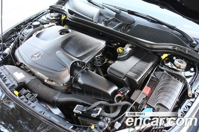 Mercedes-Benz CLA-Class 2017 — photo 18