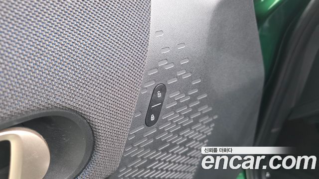 Mini Cooper 2025 — photo 35