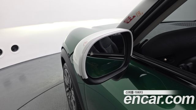 Mini Cooper 2025 — photo 36
