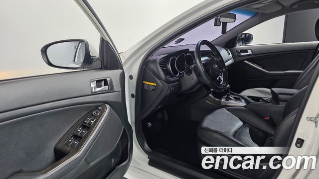 Kia K5 2015 — photo 11